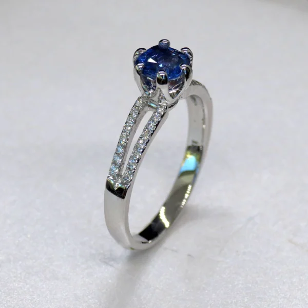 Sapphire0.70.5