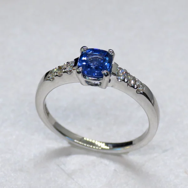 White Gold Ring 18.03K - Image 11