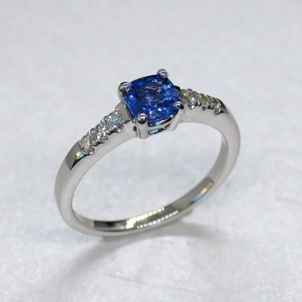 White Gold Ring 18.03K