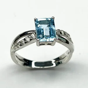 Bague Argent 925 – Modèle Éclat Pavé (Aigue-marine, Rubis, Saphir)