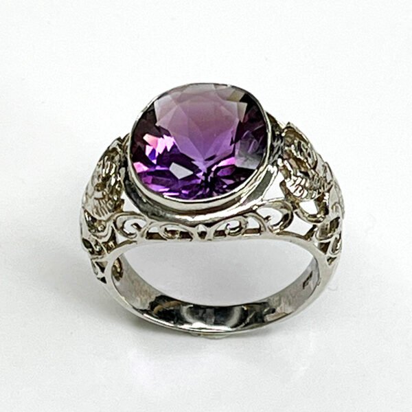 Bague argent 925 améthyste violette facettée 7 ct – vue de face