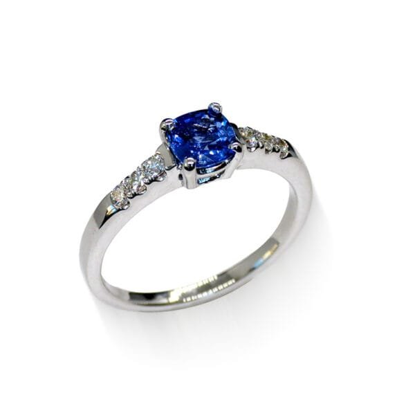 18K White Gold Ring with Cushion Blue Sapphire and Diamond Accents – Side View
