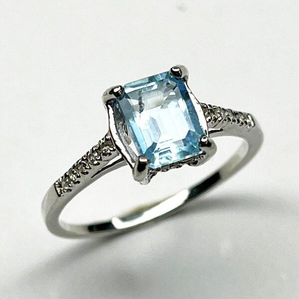 Bague Argent 925 – Modèle Élégance Pavée (Aigue-marine Coussin & Émeraude) - Image 10