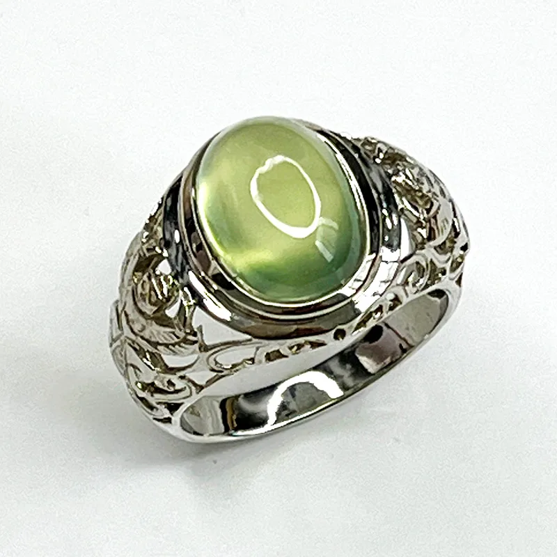 Prehnite ring en argent massif 925 – cabochon vert translucide