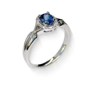Luxury 18K White Gold Blue Sapphire and Diamond Ring – close-up
