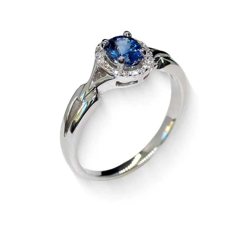 Luxury 18K White Gold Blue Sapphire and Diamond Ring – close-up
