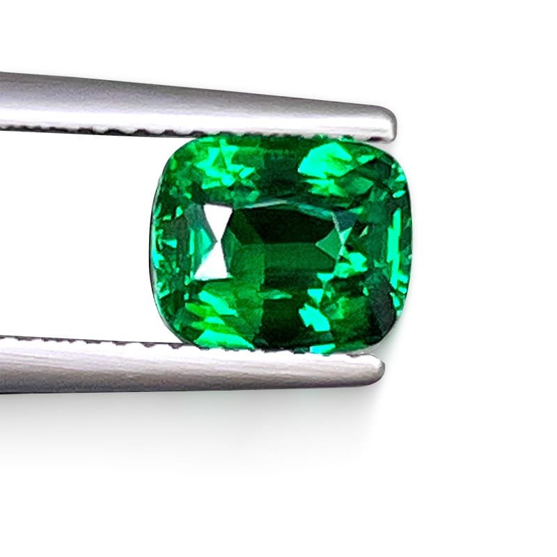 GIA Tsavorite 2.57 ct — Vivid Green Cushion, High Clarity - Image 4