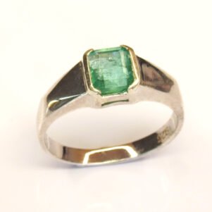 Chevalière argent 925 sertie d’une émeraude naturelle verte, modèle Aurora, taille 61