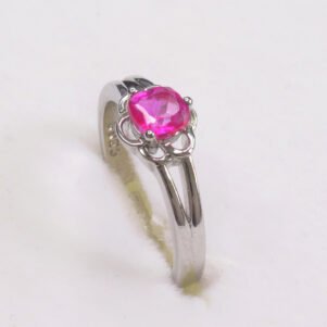 Bague topaze rose argent 925 taille 52, détail de la monture fine